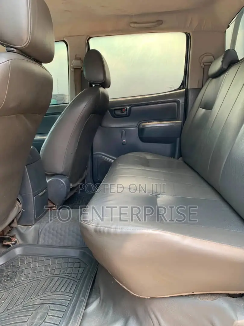 Toyota Hilux 2014 White