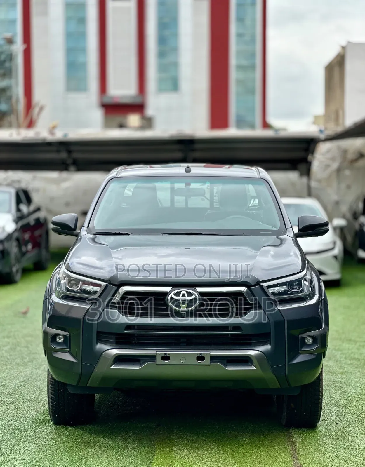 New Toyota Hilux 2026 Gray