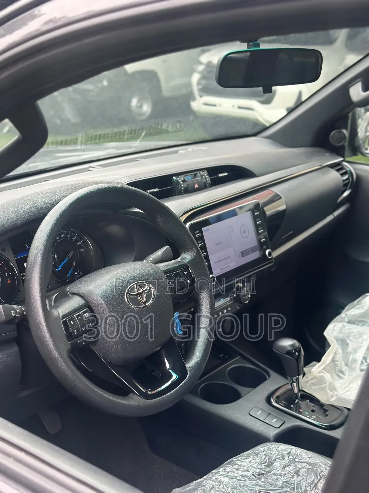 New Toyota Hilux 2026 Gray