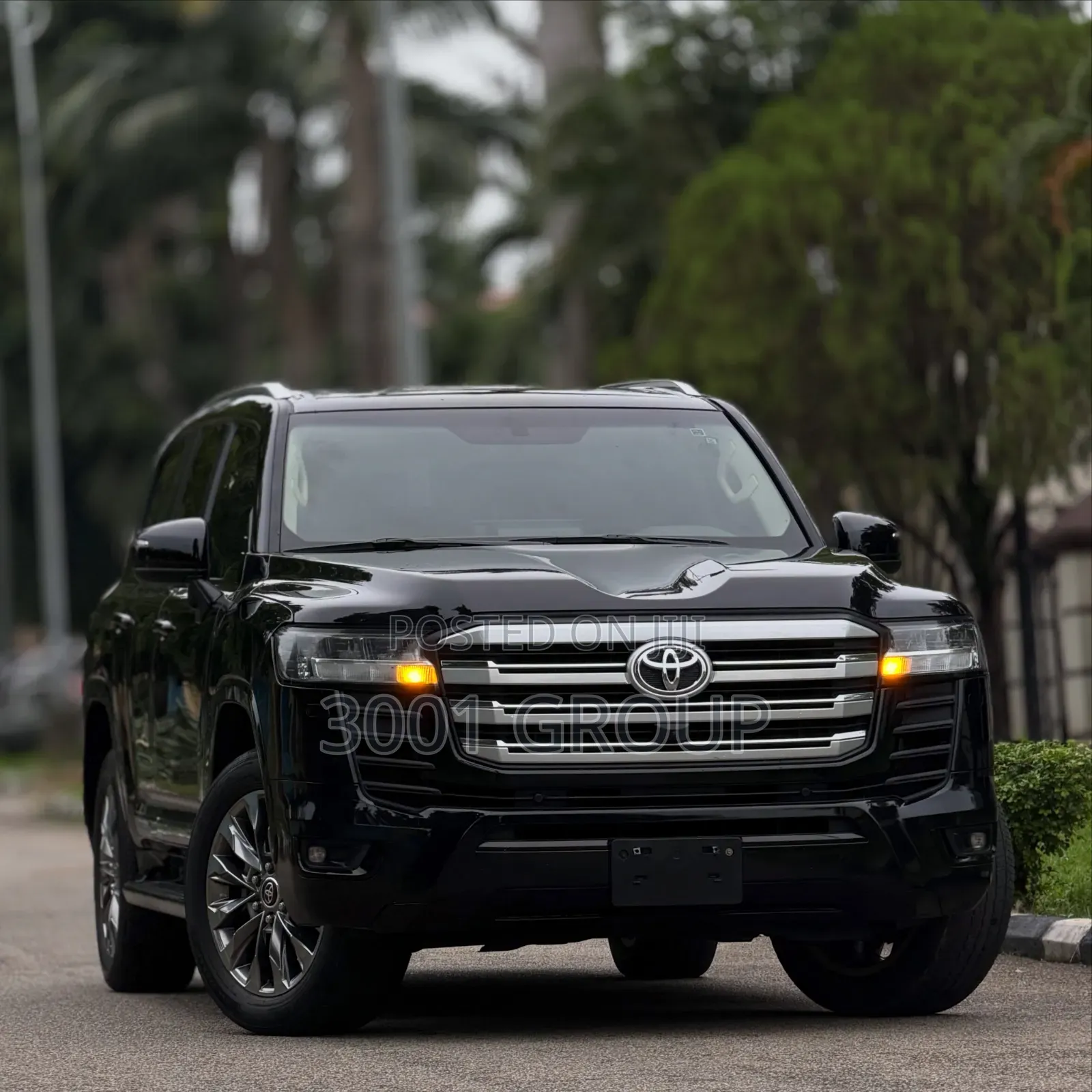 Toyota Land Cruiser 2022 Black