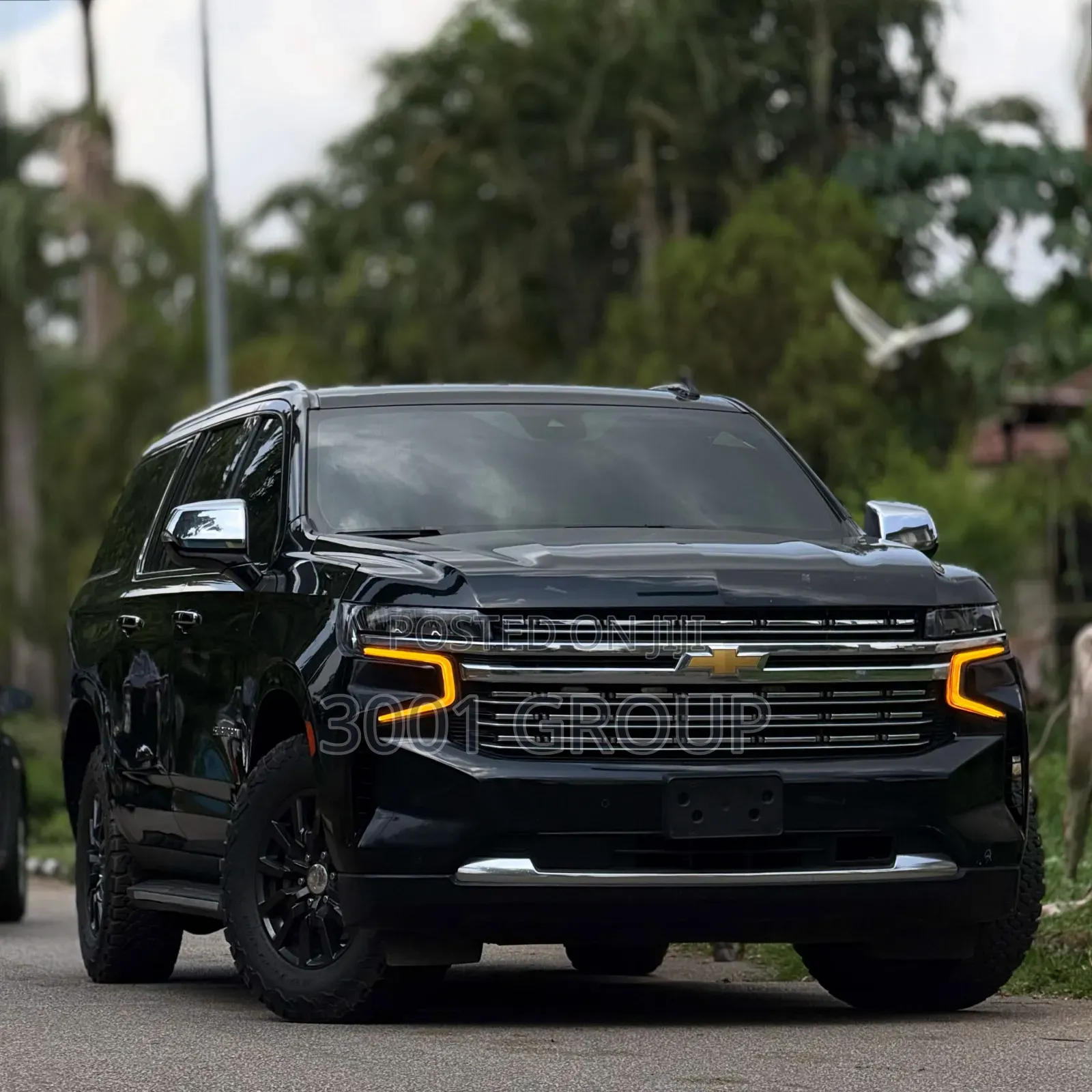 Chevrolet Suburban 2023 Black