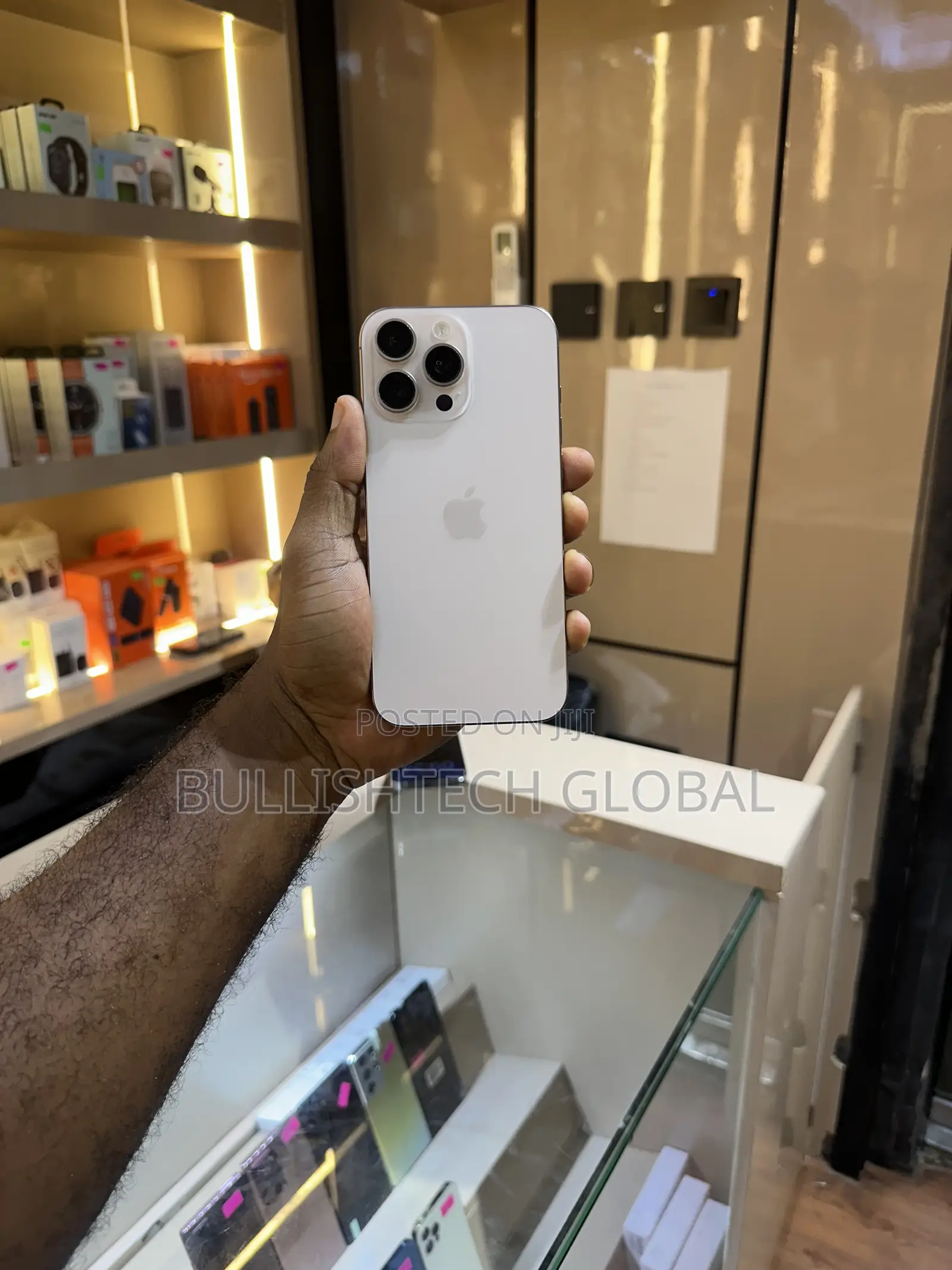 Apple iPhone 16 Pro Max 256 GB Gold