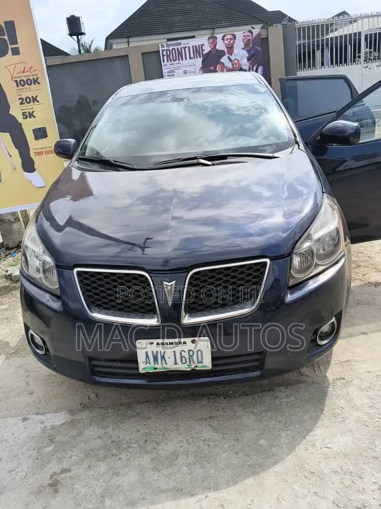 Pontiac Vibe 2010 Blue