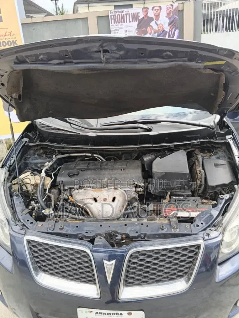 Pontiac Vibe 2010 Blue