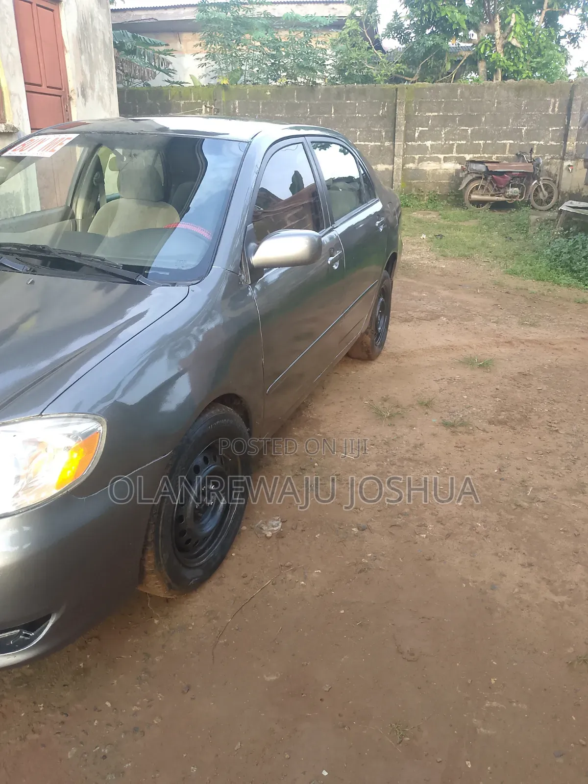 Toyota Corolla 2004 Gray