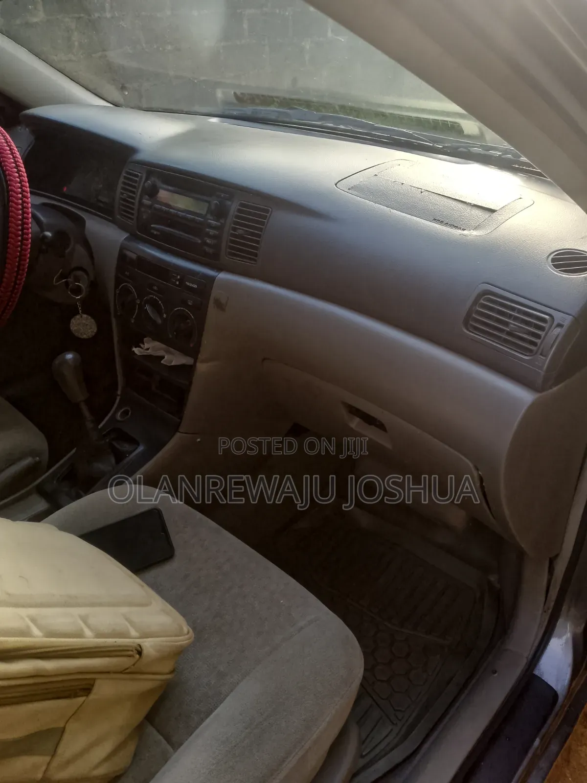 Toyota Corolla 2004 Gray