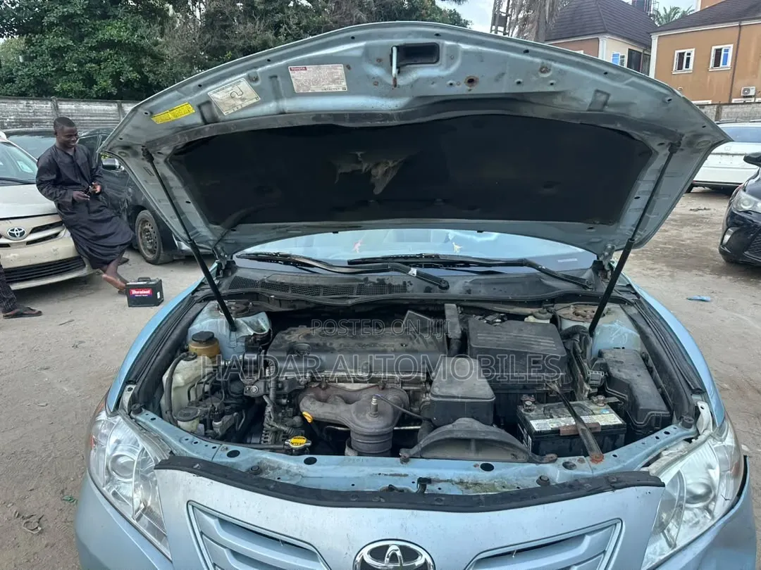Toyota Camry 2008 Blue