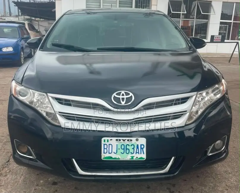Toyota Venza V6 2011 Black