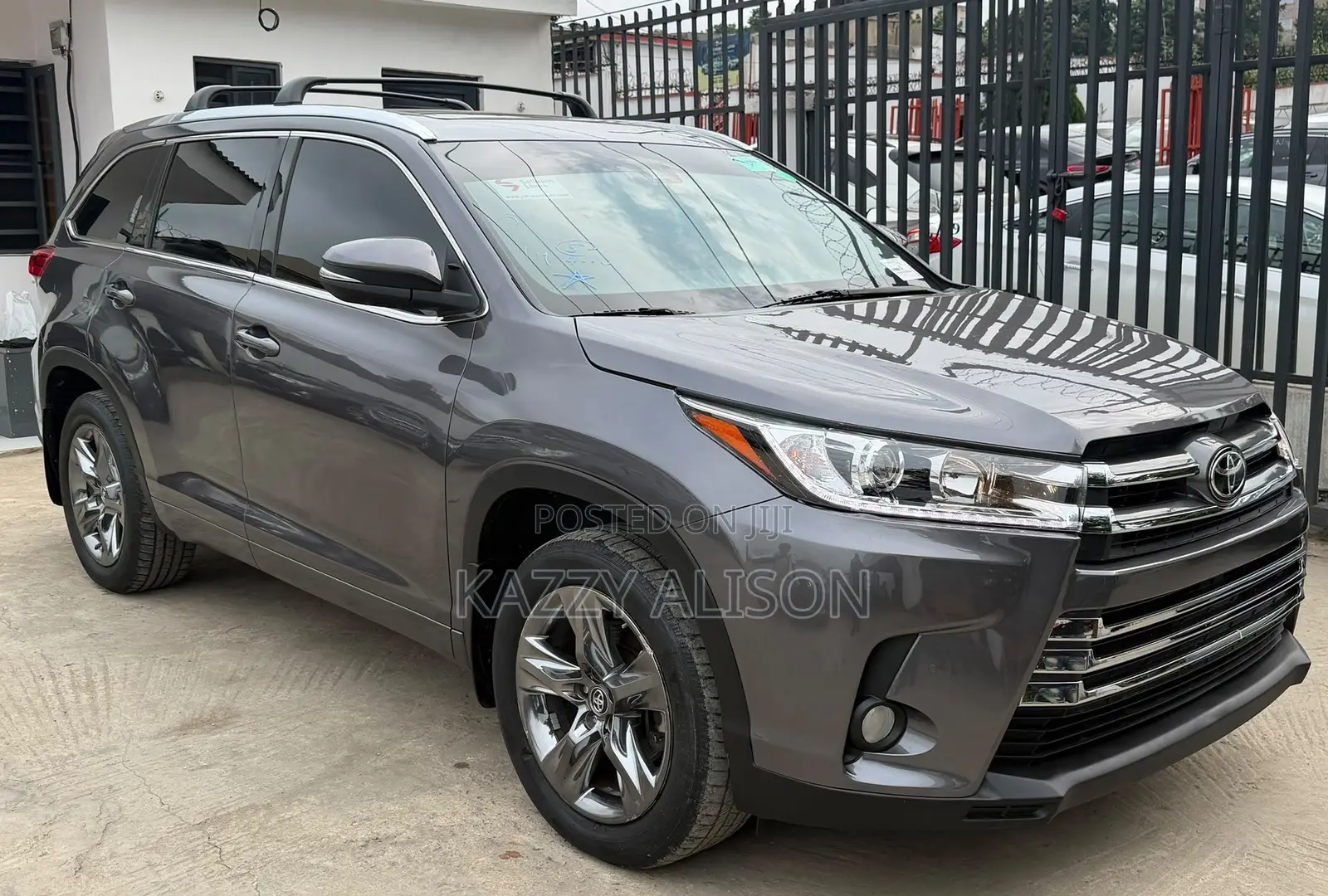 Toyota Highlander Limited Platinum 4x4 V6 (3.5L 6cyl 8A) 2018 Gray