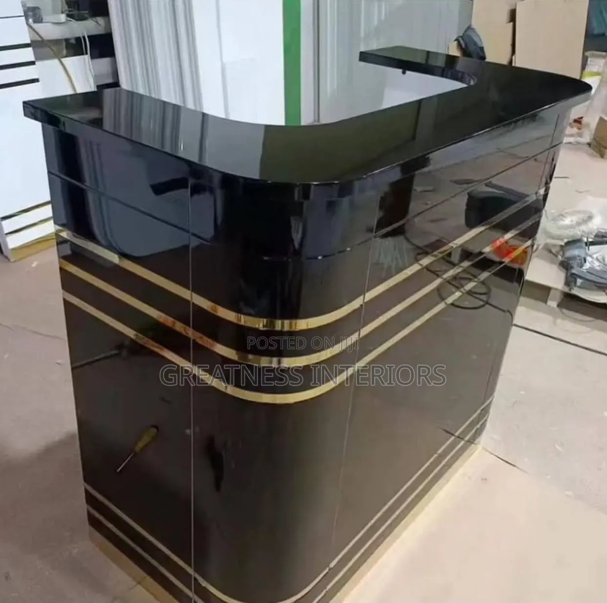 Luxurious Imported Receptionist Table 1.2meter