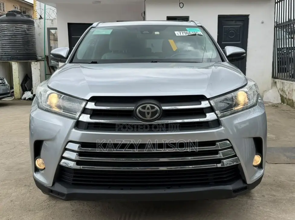 Toyota Highlander Limited Platinum 4x4 V6 (3.5L 6cyl 8A) 2017 Silver