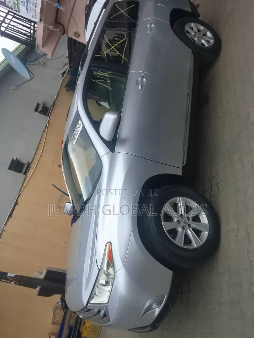 Toyota Highlander 2011 Silver