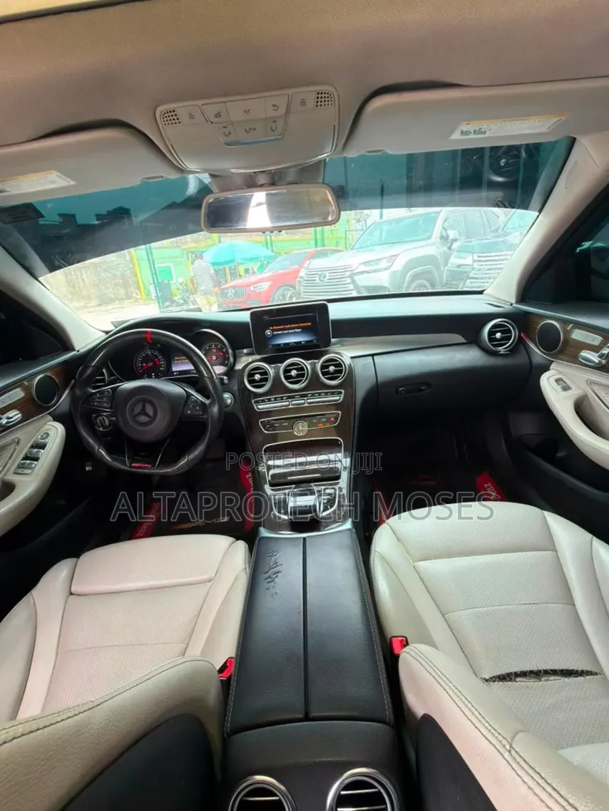 Mercedes-Benz C300 2016 Gray