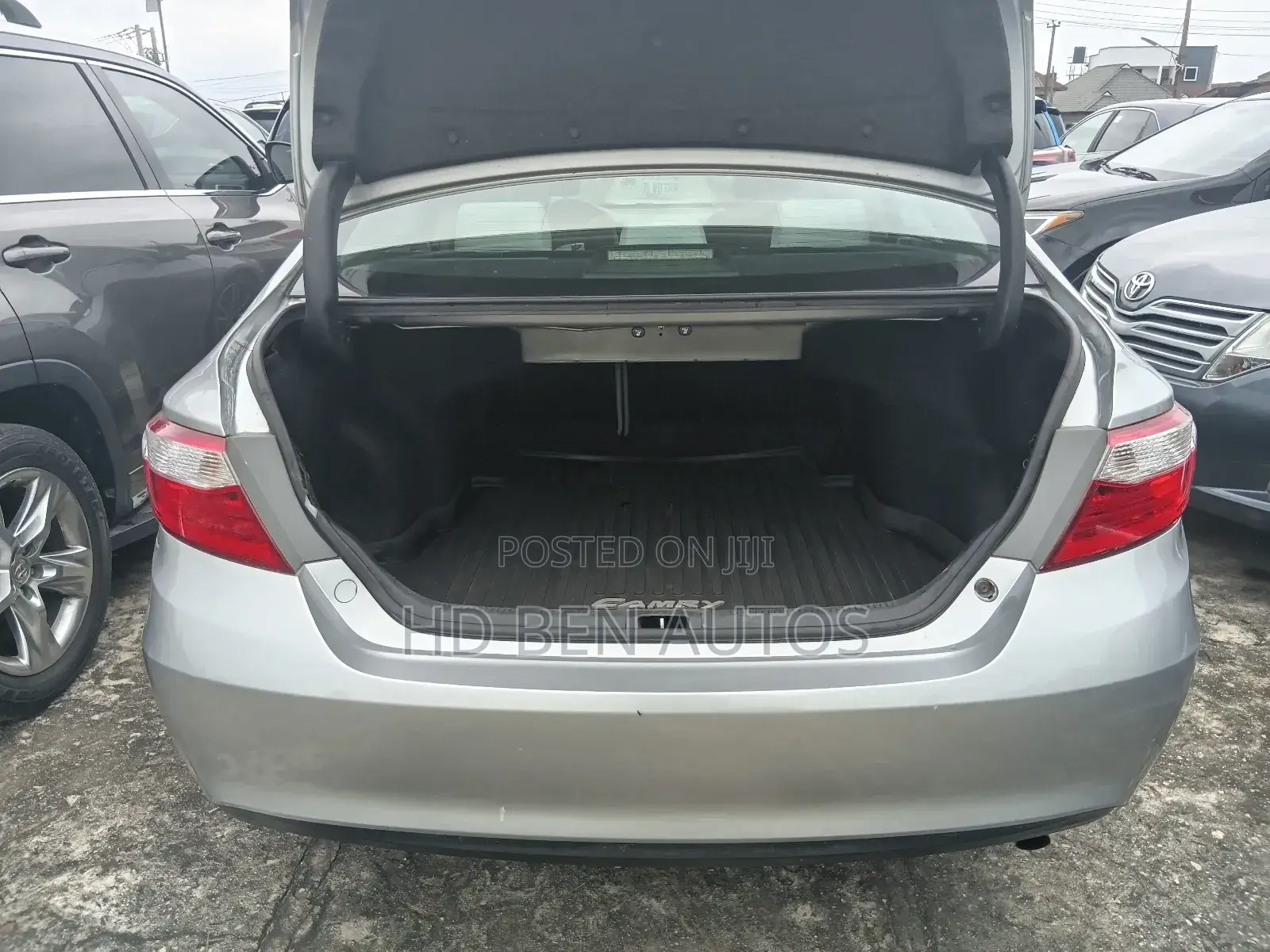 Toyota Camry LE 4dr Sedan (2.5L 4cyl 6A) 2016 Silver