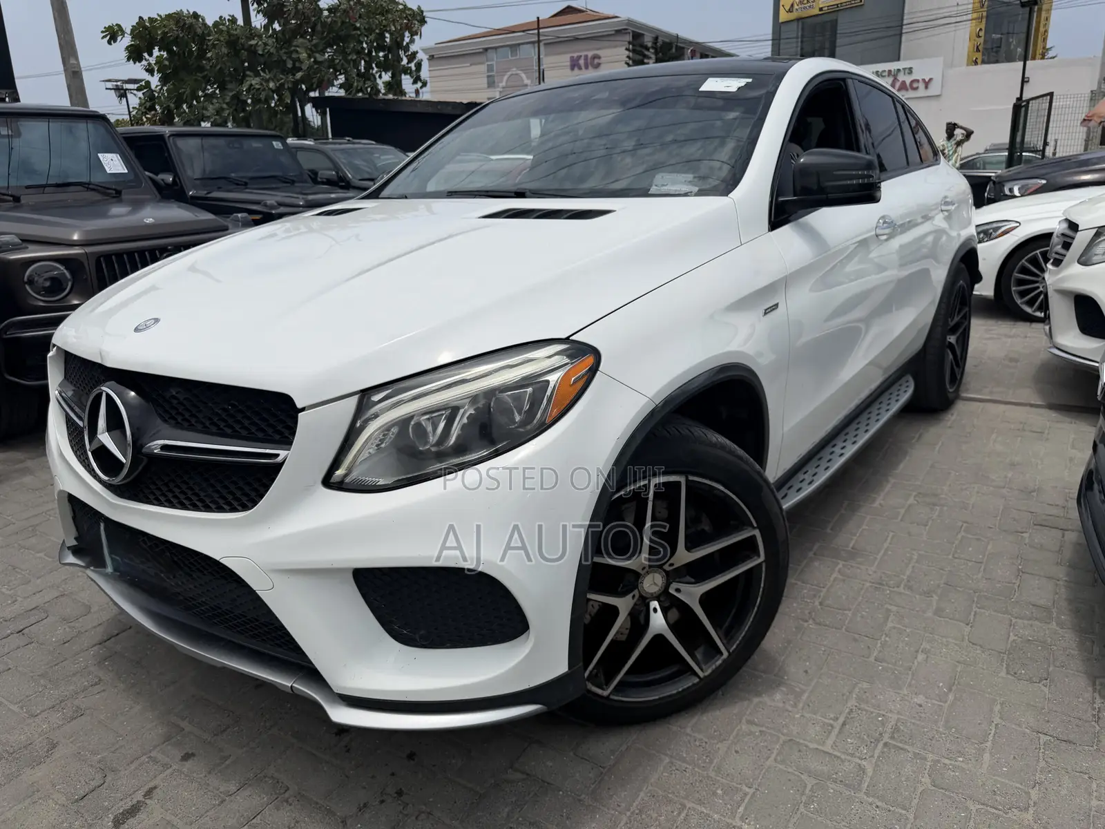 Mercedes-Benz GLE-Class 2016 White