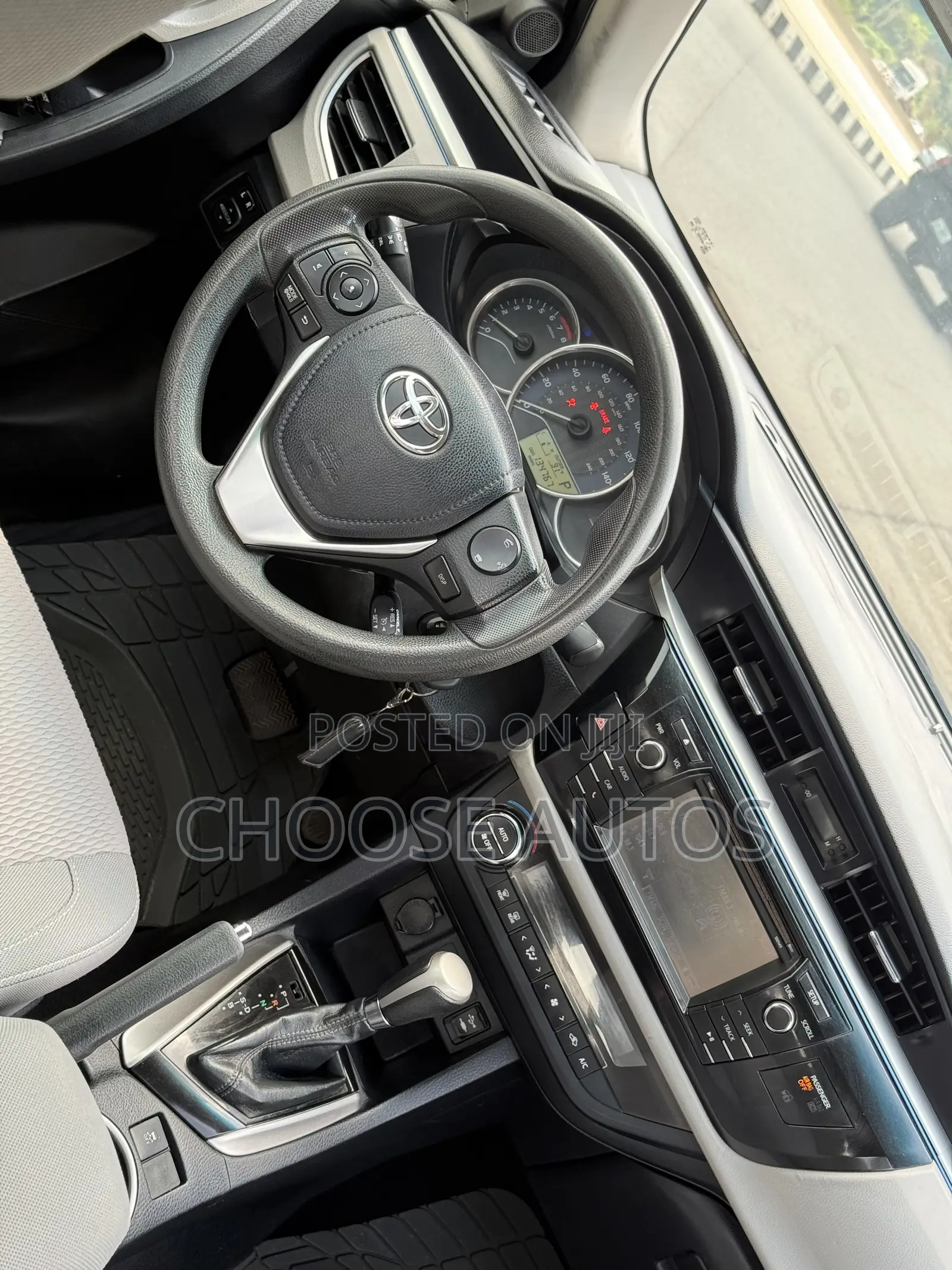Toyota Corolla LE 4dr Sedan (1.8L 4cyl CVT) 2015 Black