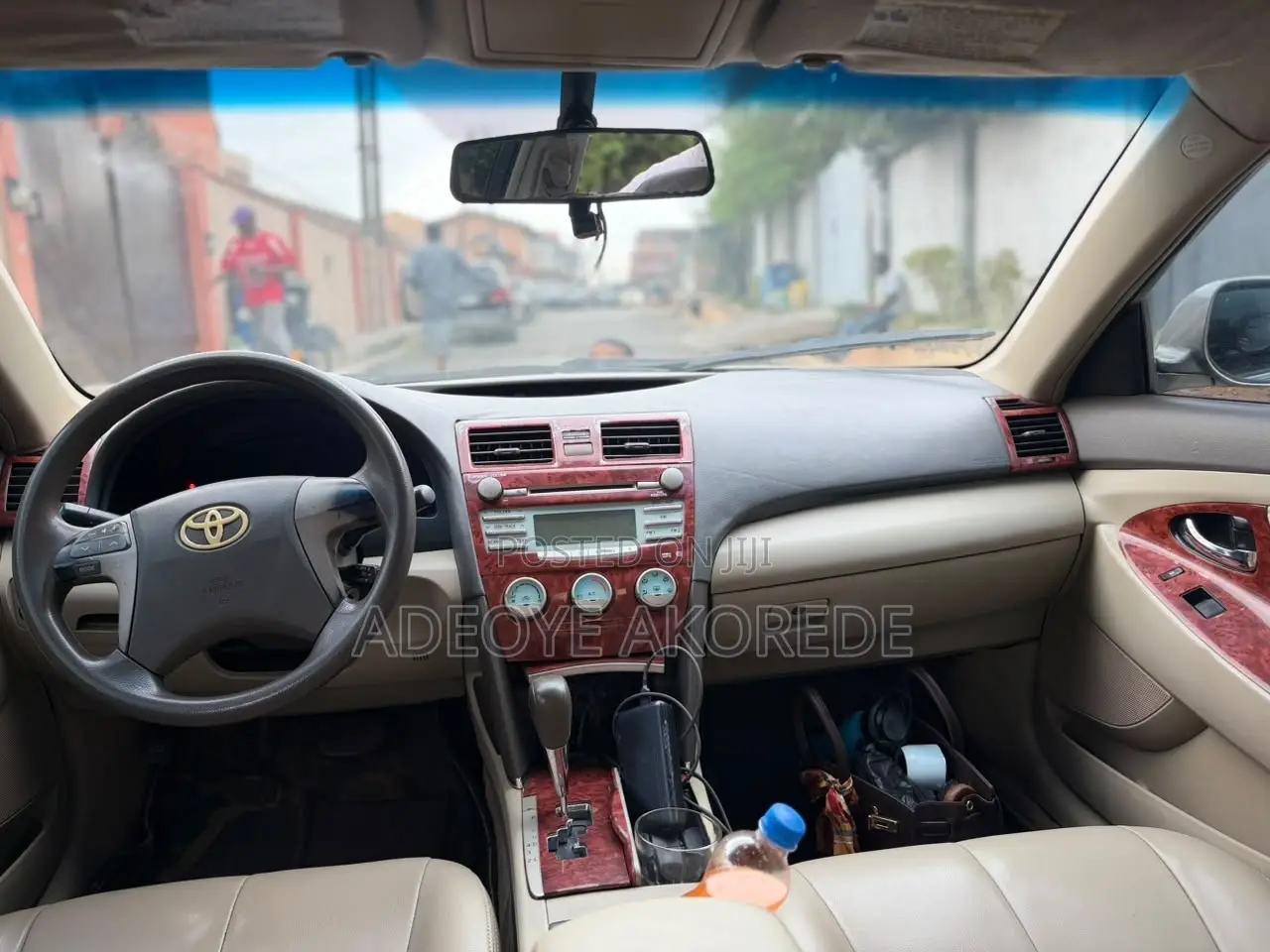 Toyota Camry XLE 4dr Sedan (2.4L 4cyl 5A) 2009 Gold