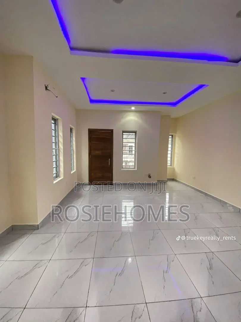 4bdrm Duplex in Oral Estate, Lekki Phase 1 for rent