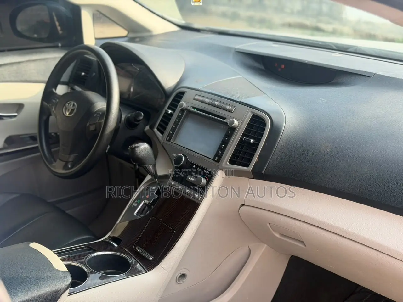 Toyota Venza LE 2010 Blue