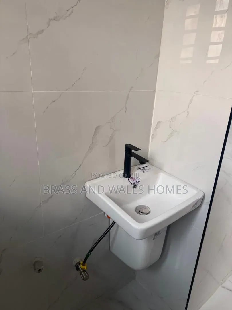 Furnished 4bdrm Duplex in Omole Phase 1 for sale