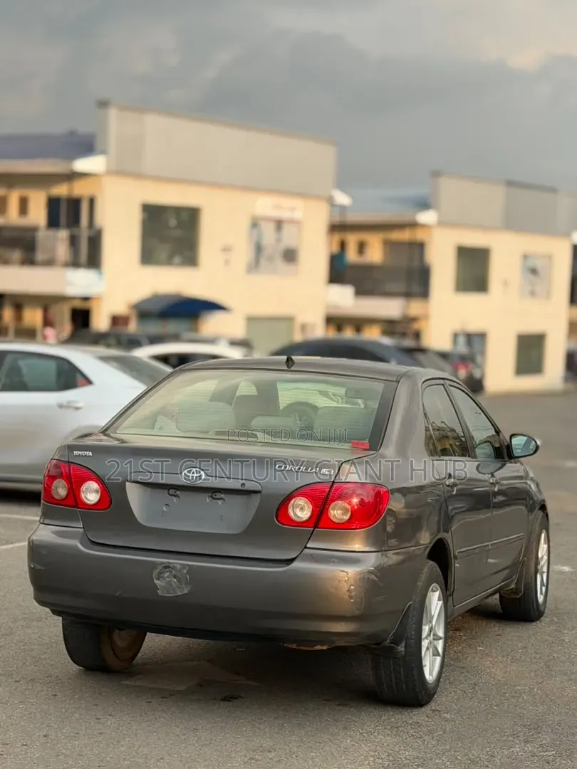 Toyota Corolla 2007 Gray