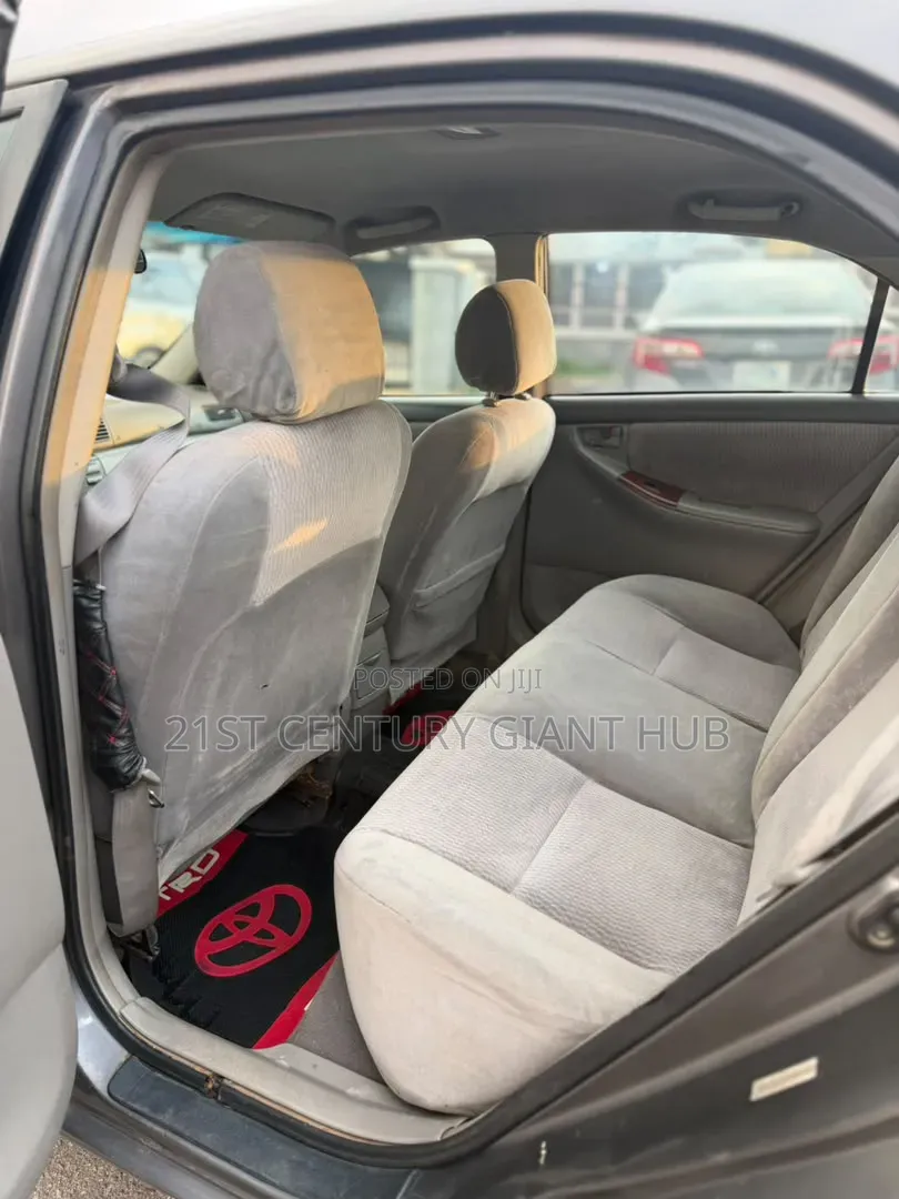 Toyota Corolla 2007 Gray