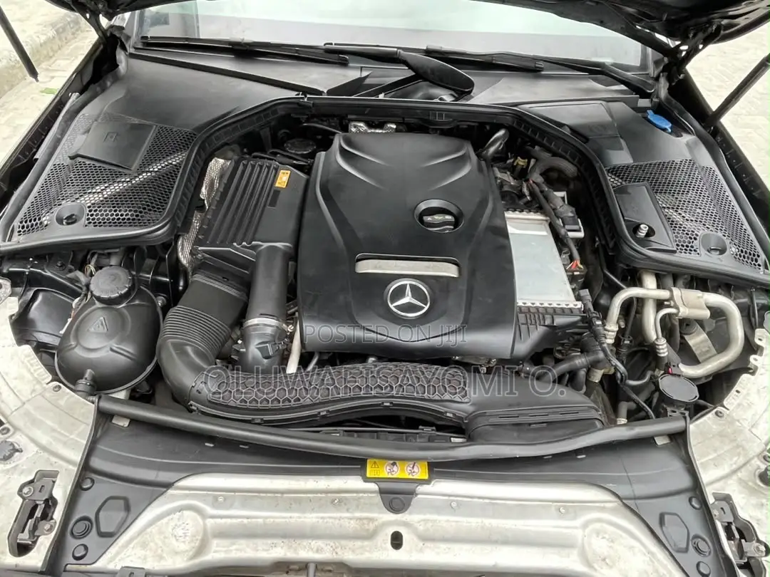 Mercedes-Benz C300 Base 4Matic Sedan AWD (2.0L 4cyl 7A) 2017 Black