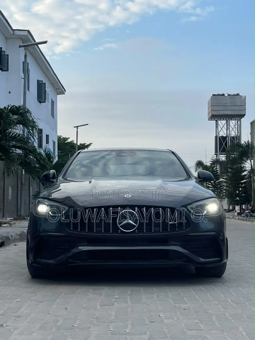 Mercedes-Benz C43 2023 Gray
