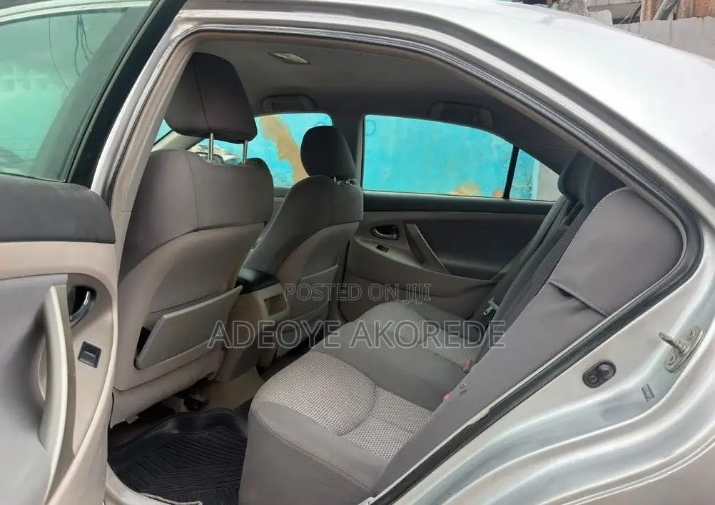 Toyota Camry SE 4dr Sedan (2.4L 4cyl 5A) 2008 Silver