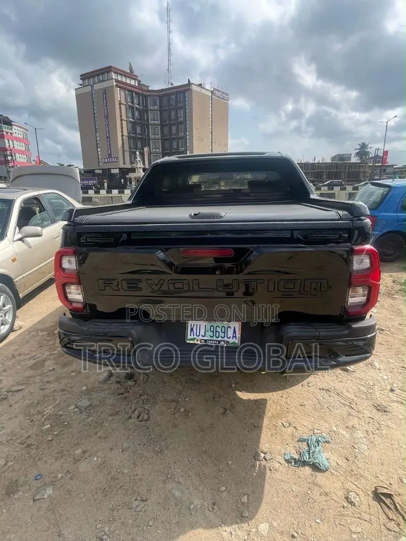 Toyota Hilux 2009 Black