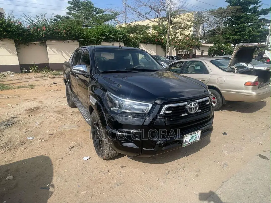 Toyota Hilux 2009 Black