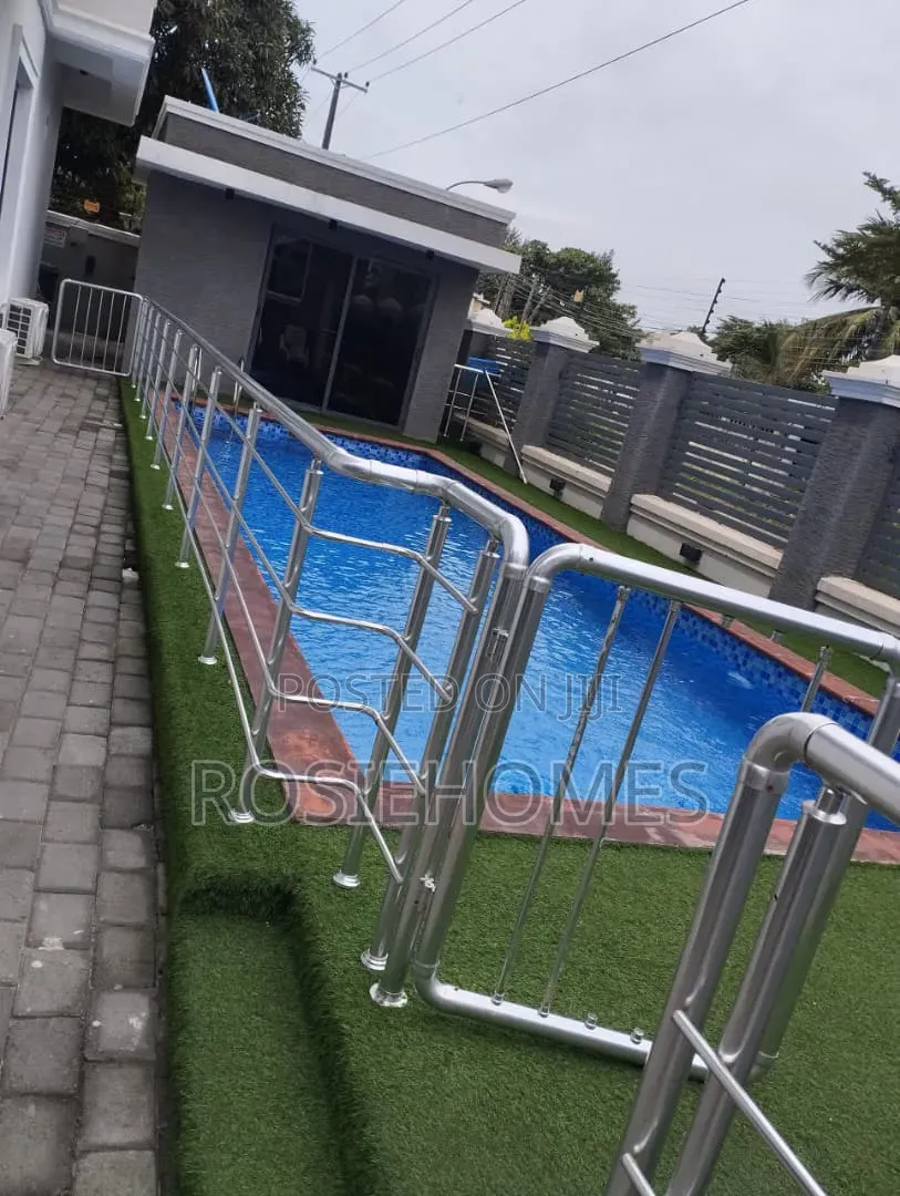 4bdrm Duplex in Light Estate, Adeola Odeku for rent