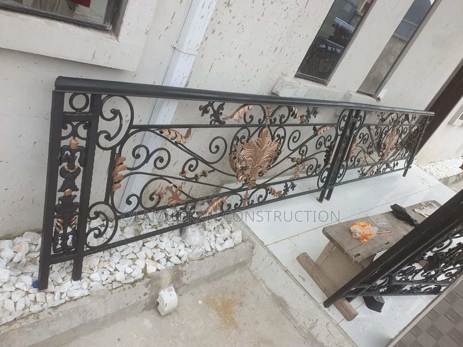 Premium Metal Handrails | Custom Designs Installation