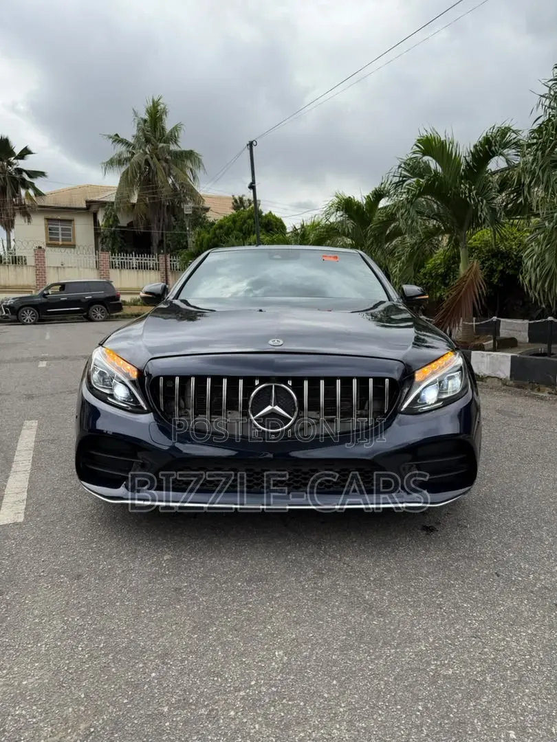 Mercedes-Benz C43 2018 Blue
