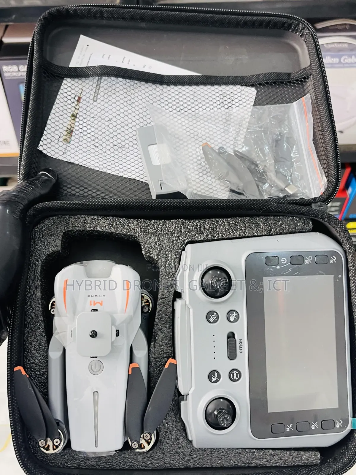 Smart Screen Ariel Drone + 2 Batteries