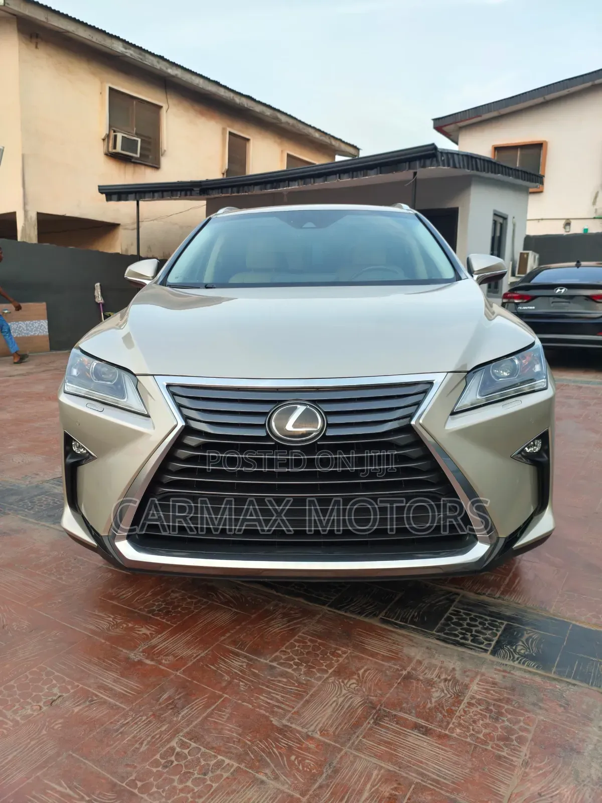 Lexus RX 350 FWD 2017 Gold