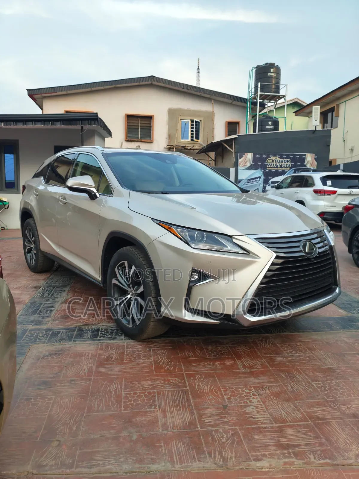 Lexus RX 350 FWD 2017 Gold