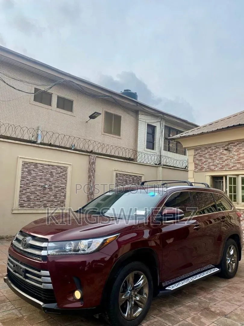 Toyota Highlander 2017 Burgundy