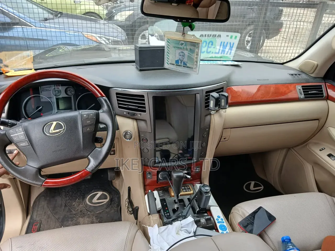 Lexus LX 570 2010 Black