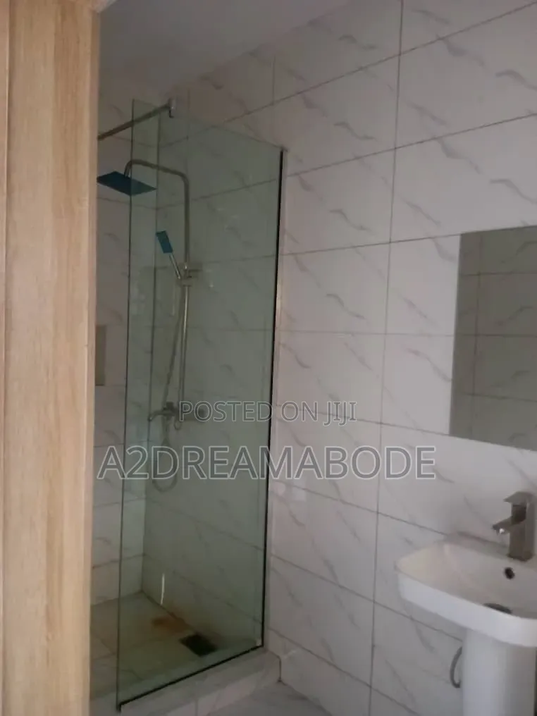 4bdrm Duplex in Gbagada for rent