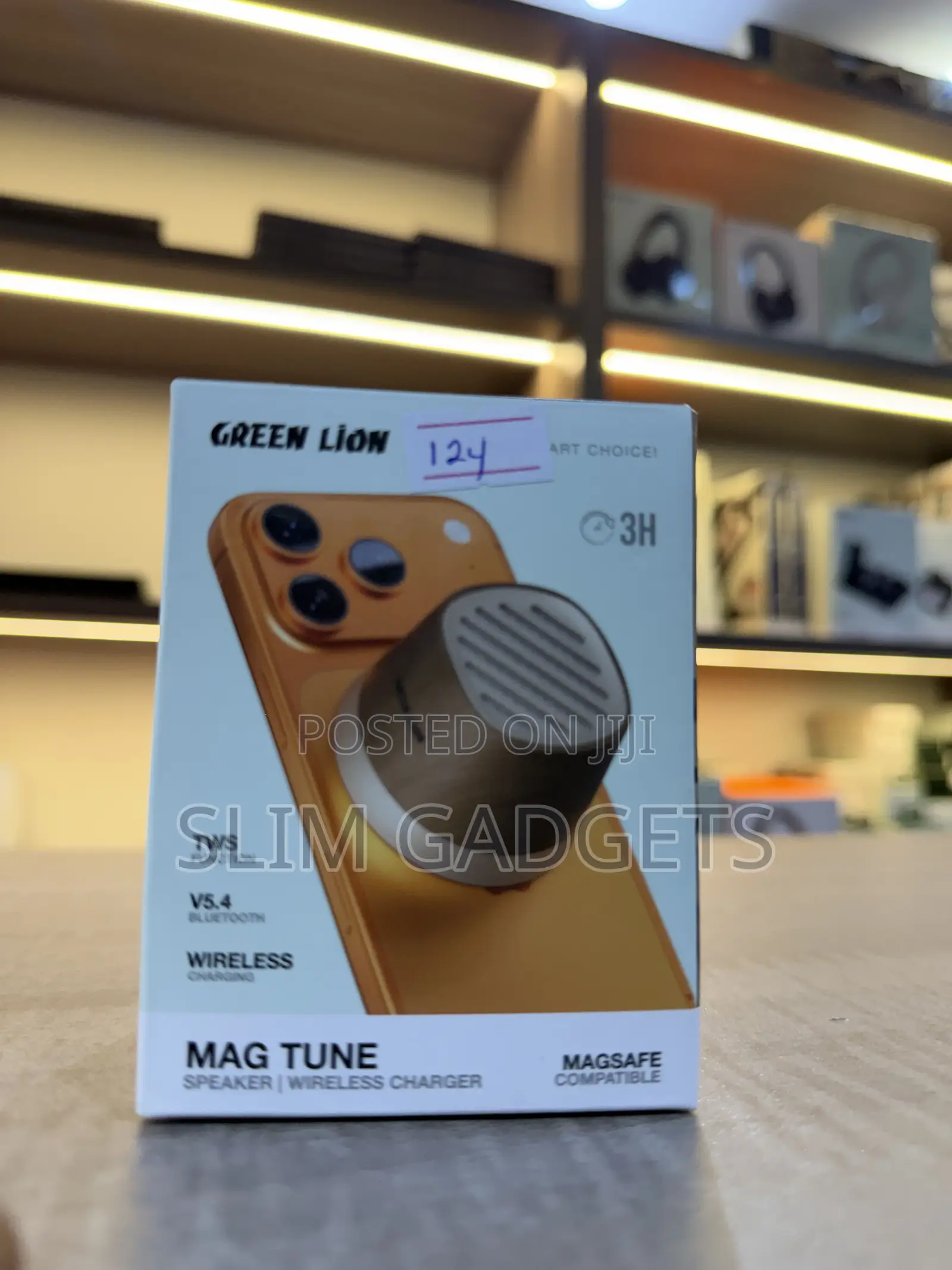Green Lion Mag Tune Wireless Speaker and Charger