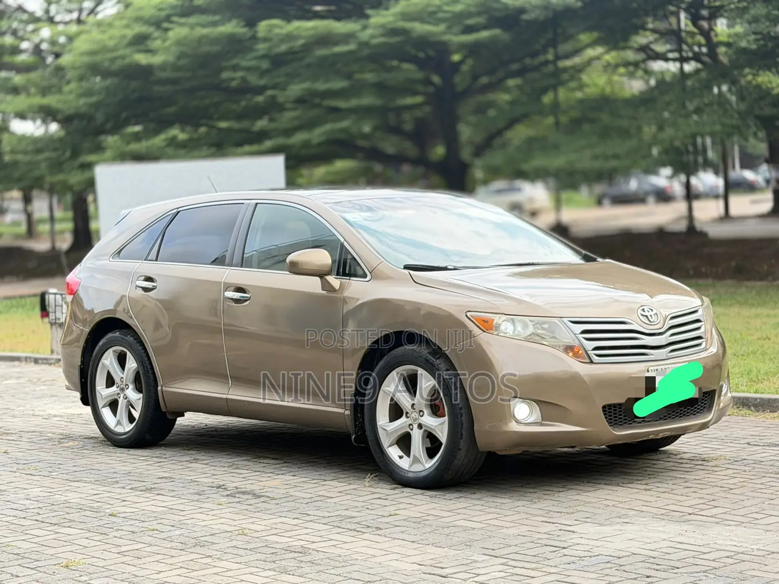 Toyota Venza V6 AWD 2011 Brown