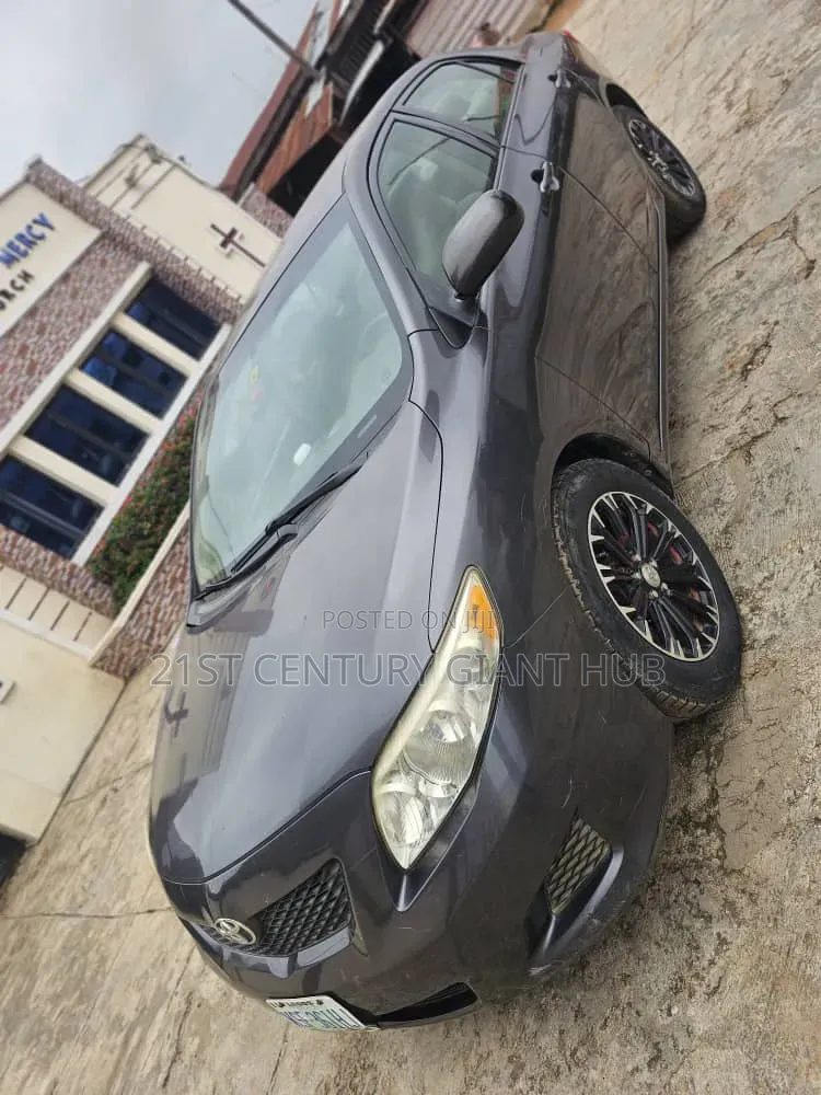 Toyota Corolla 2009 Gray