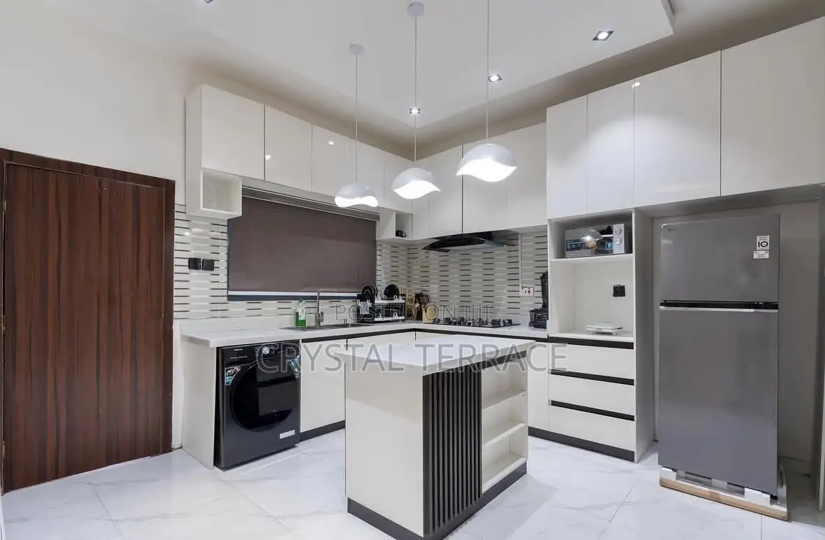 Beautiful 3 Bedroom Apartment in Ikeja