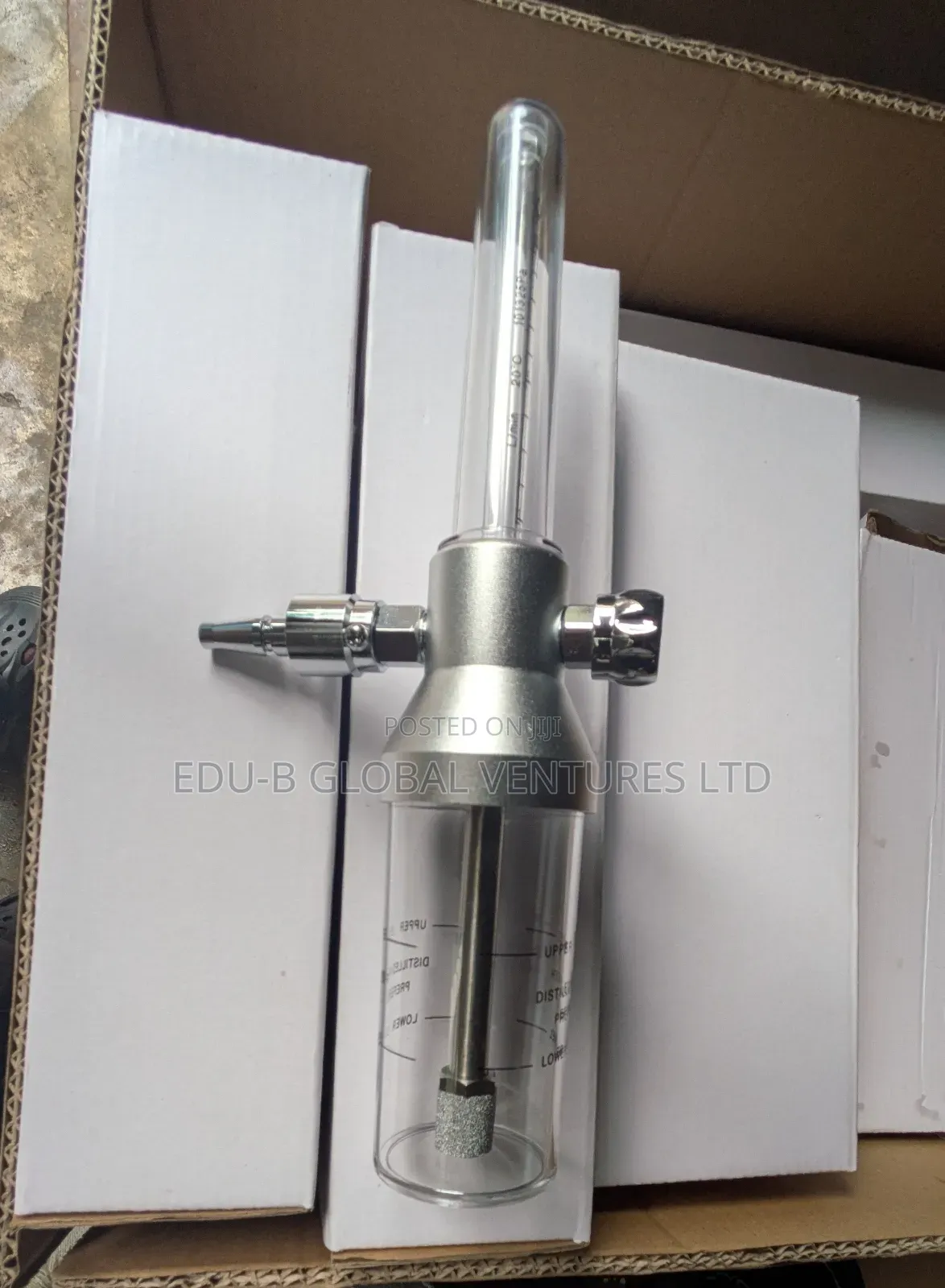 Oxygen Flowmeter With Humidifier Bottle