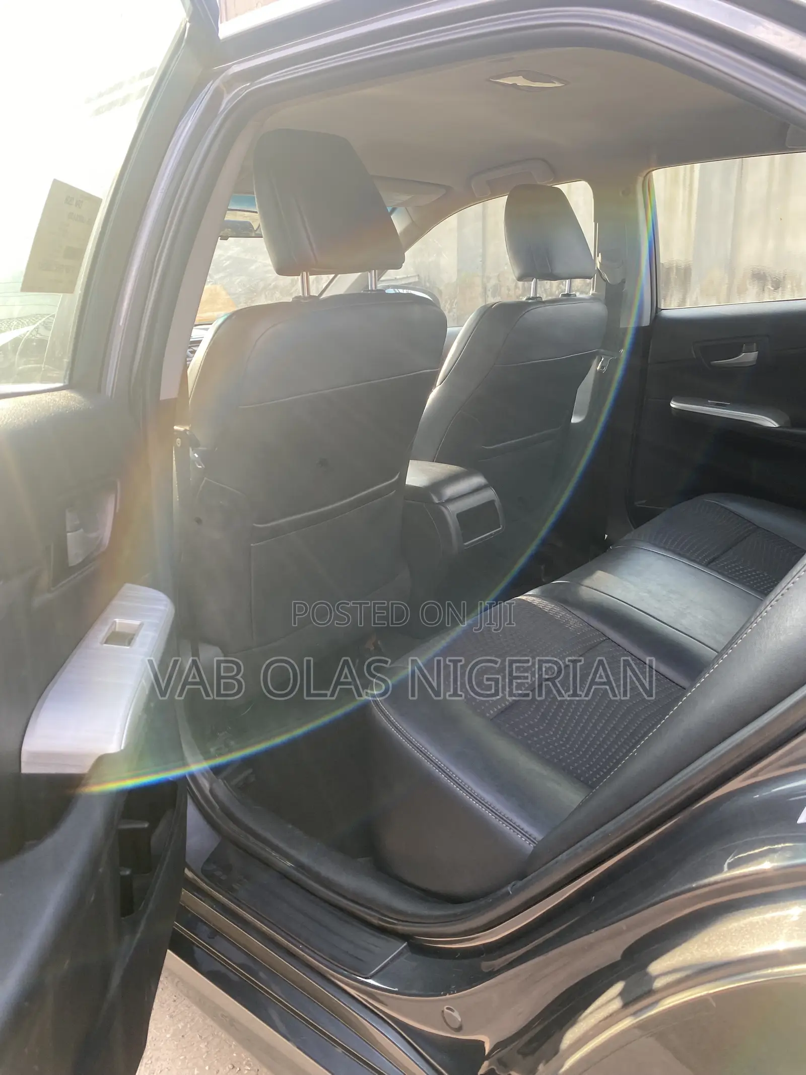 Toyota Camry SE 4dr Sedan (2.5L 4cyl 6A) 2012 Gray