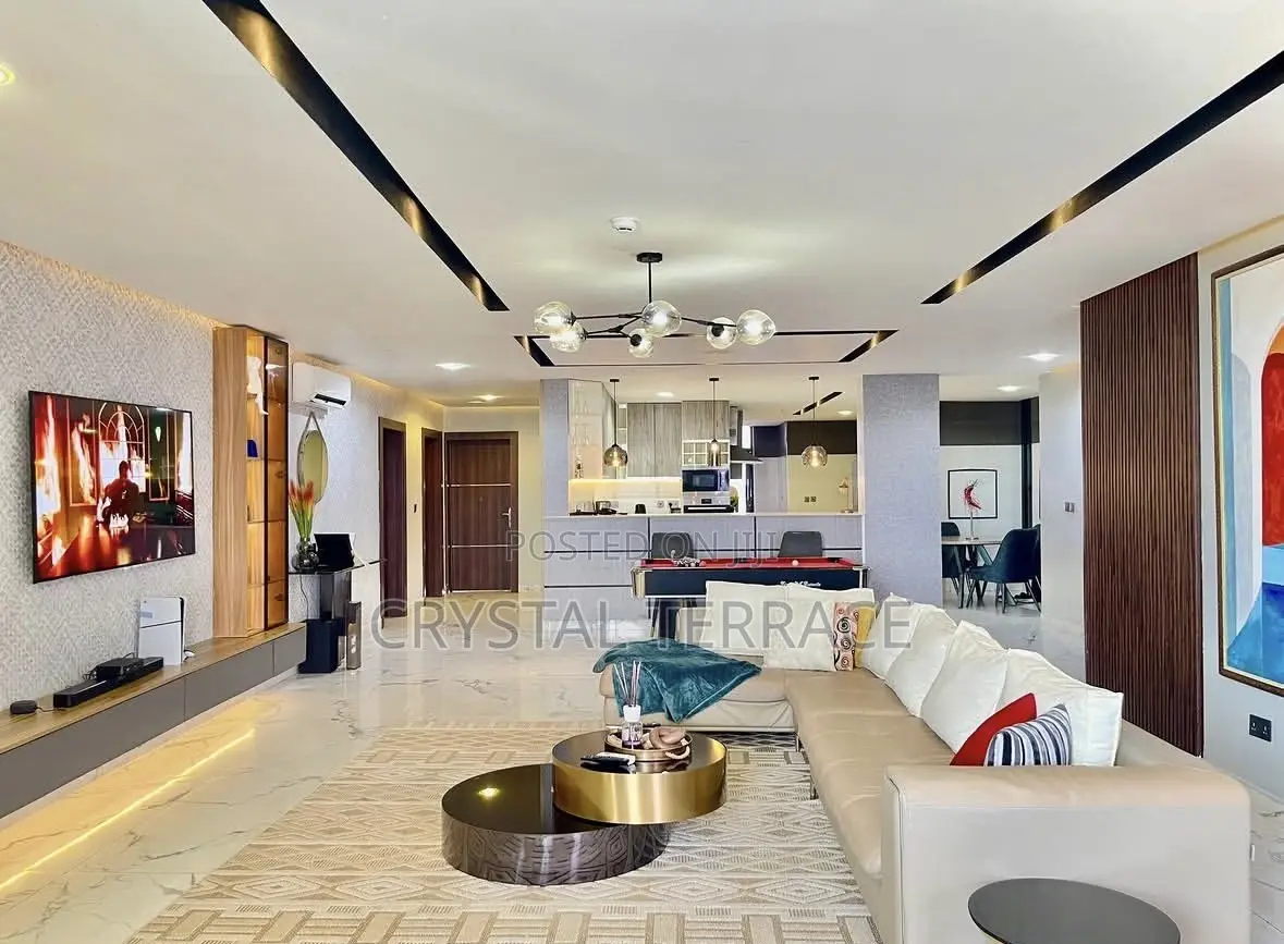 Classic Two Bedroom Apartment Shortlet Ikate