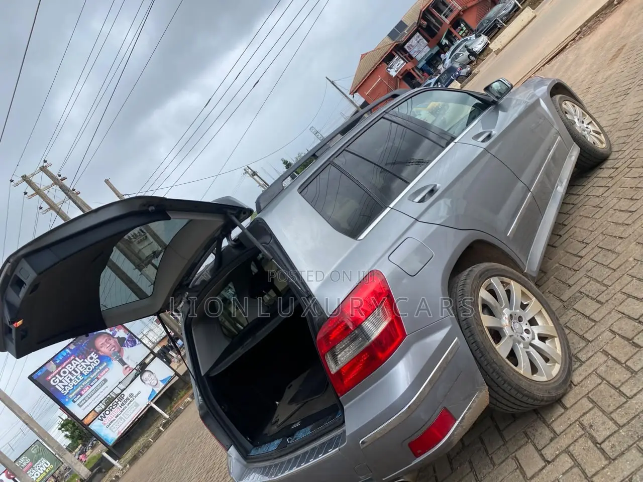 Mercedes-Benz GLK-Class 2010