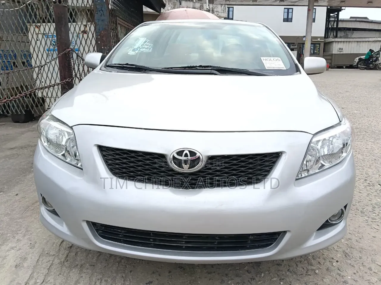 Toyota Corolla LE 4dr Sedan (1.8L 4 cyl 4A) 2009 Silver