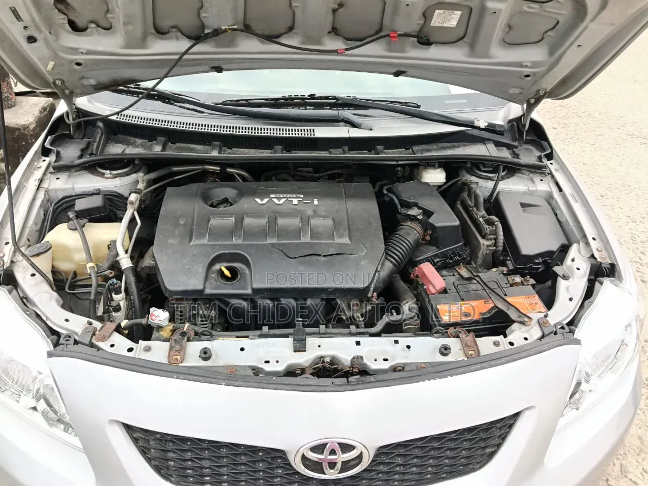 Toyota Corolla LE 4dr Sedan (1.8L 4 cyl 4A) 2009 Silver